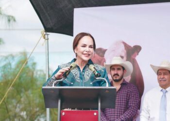 CON PROGRAMA MINERALIZA TU GANADO Fortalece Alcaldesa ganadería local
