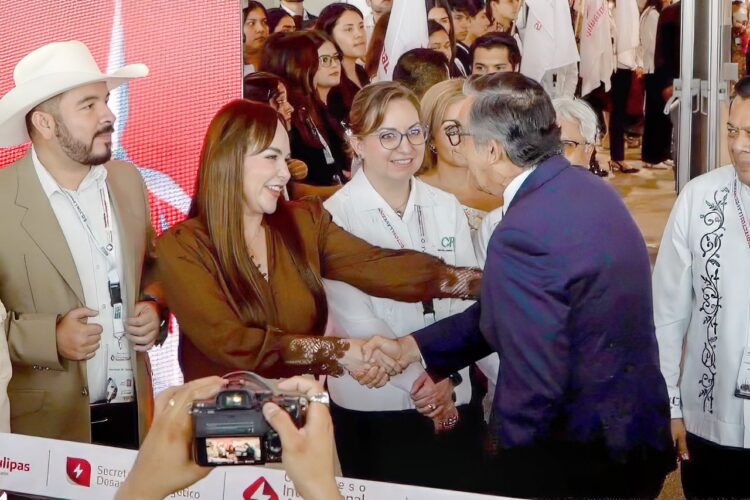 ACCIONES SUSTENTABLES EN LA CIUDAD Respalda CLCR agenda energética de AVA