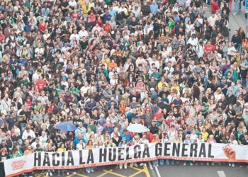 PROTESTAS EN MADRID Y OTRAS CIUDADES Exigen miles solución a crisis de vivienda
