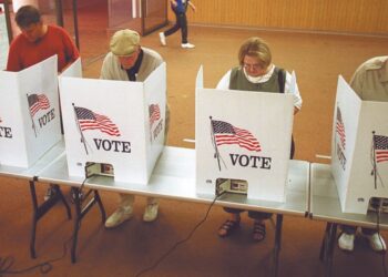 Voto hispano es decisivo en el proceso electoral