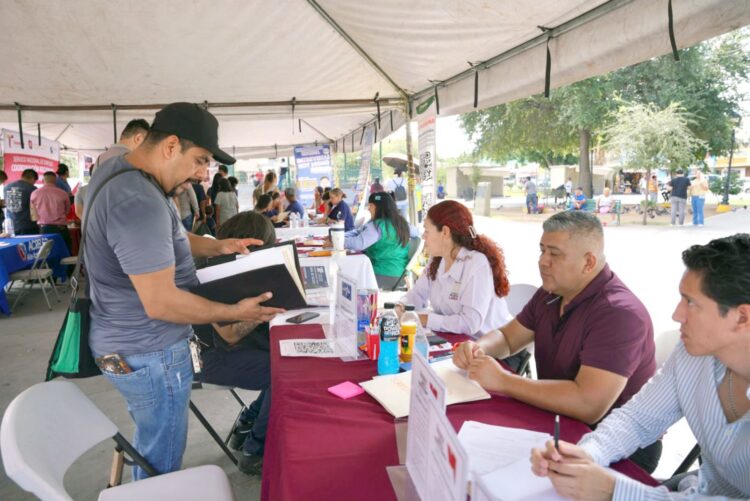 Facilitan acceso al empleo