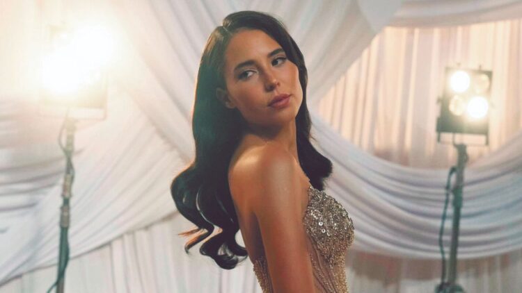 MAJO AGUILAR Canta corrido a Tom Cruise