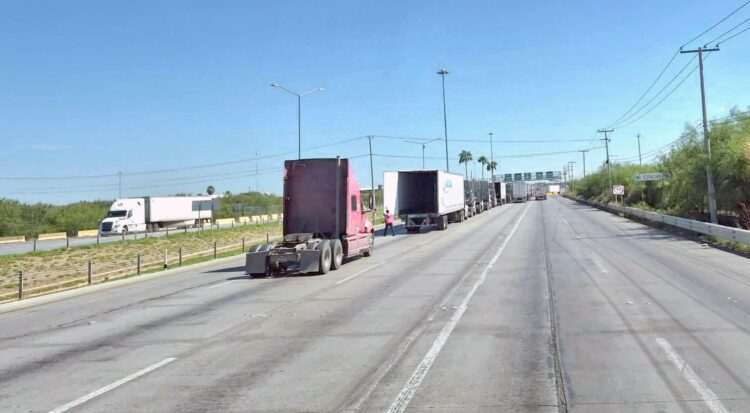 PARA EVITAR CAOS EN PUENTE III Piden aplicar sistema piloto de modo escalonado