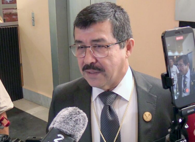 Suma de esfuerzos beneficia a universitarios