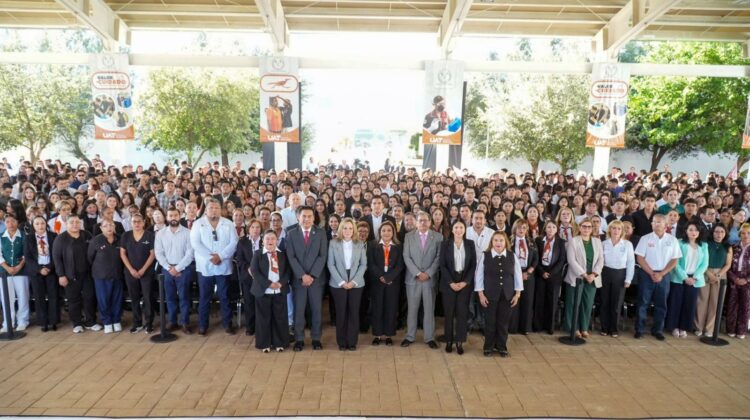 Celebra Facultad de Enfermería 70 Aniversario
