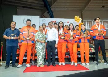 Preside rector entrega de galardón ‘Orgullo UAT’